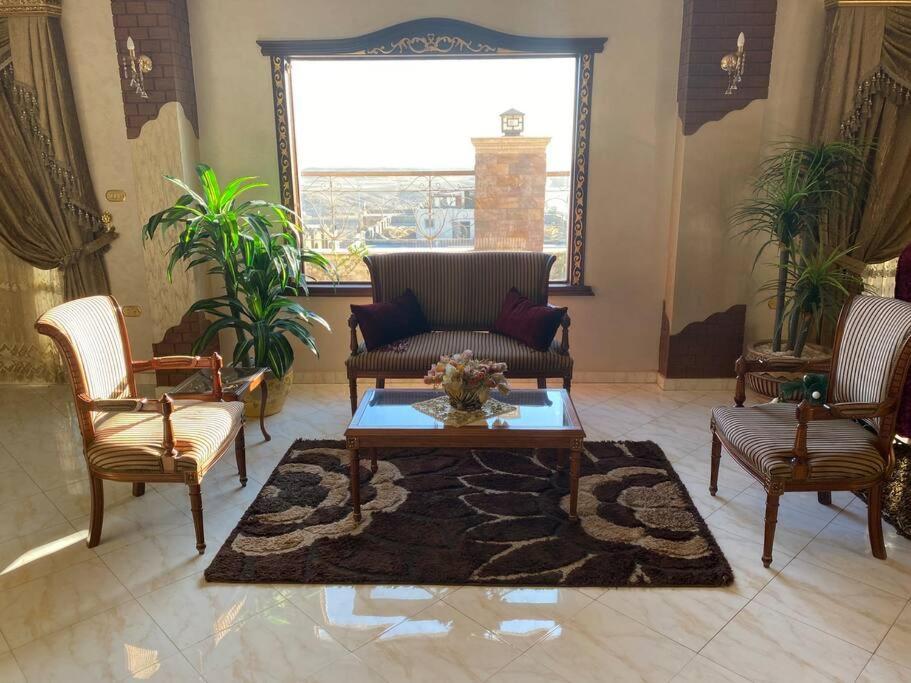 Royal Pyramids Palace Residence 카이로 외부 사진