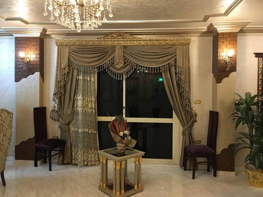 Royal Pyramids Palace Residence 카이로 외부 사진