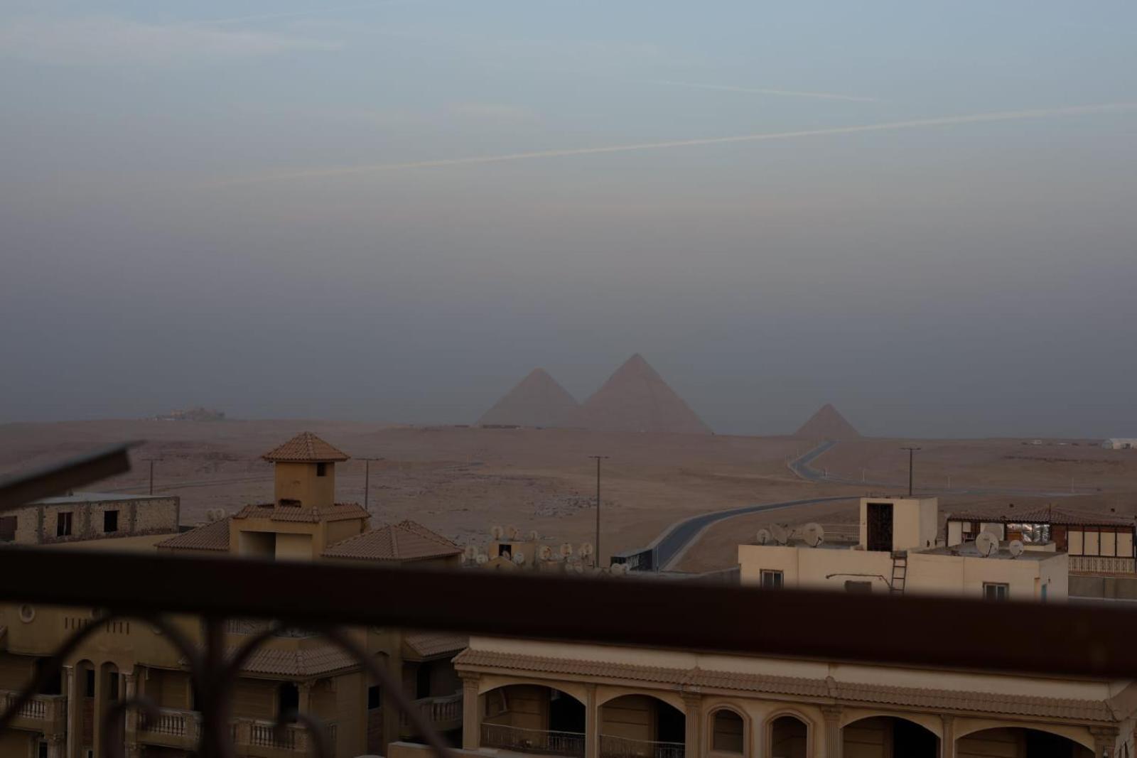 Royal Pyramids Palace Residence 카이로 외부 사진